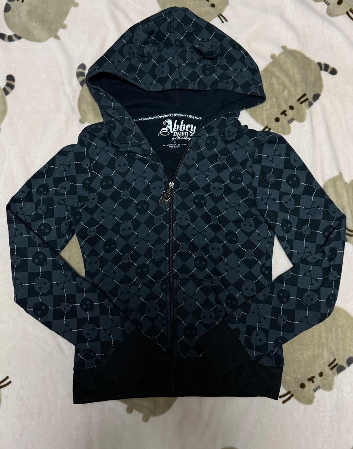 Abbey dawn 악마 후드집업 블랙 XL 상품이미지1