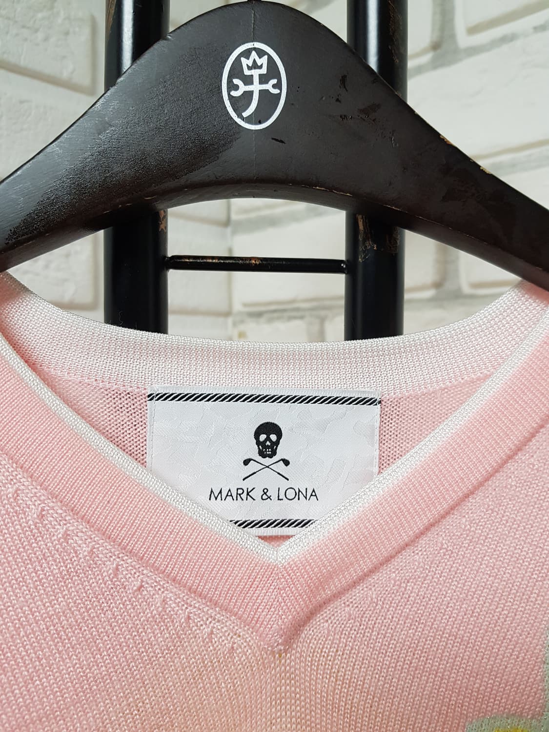 [여95/정품] MARK & LONA 핑크색 브이넥 니트 상품이미지4
