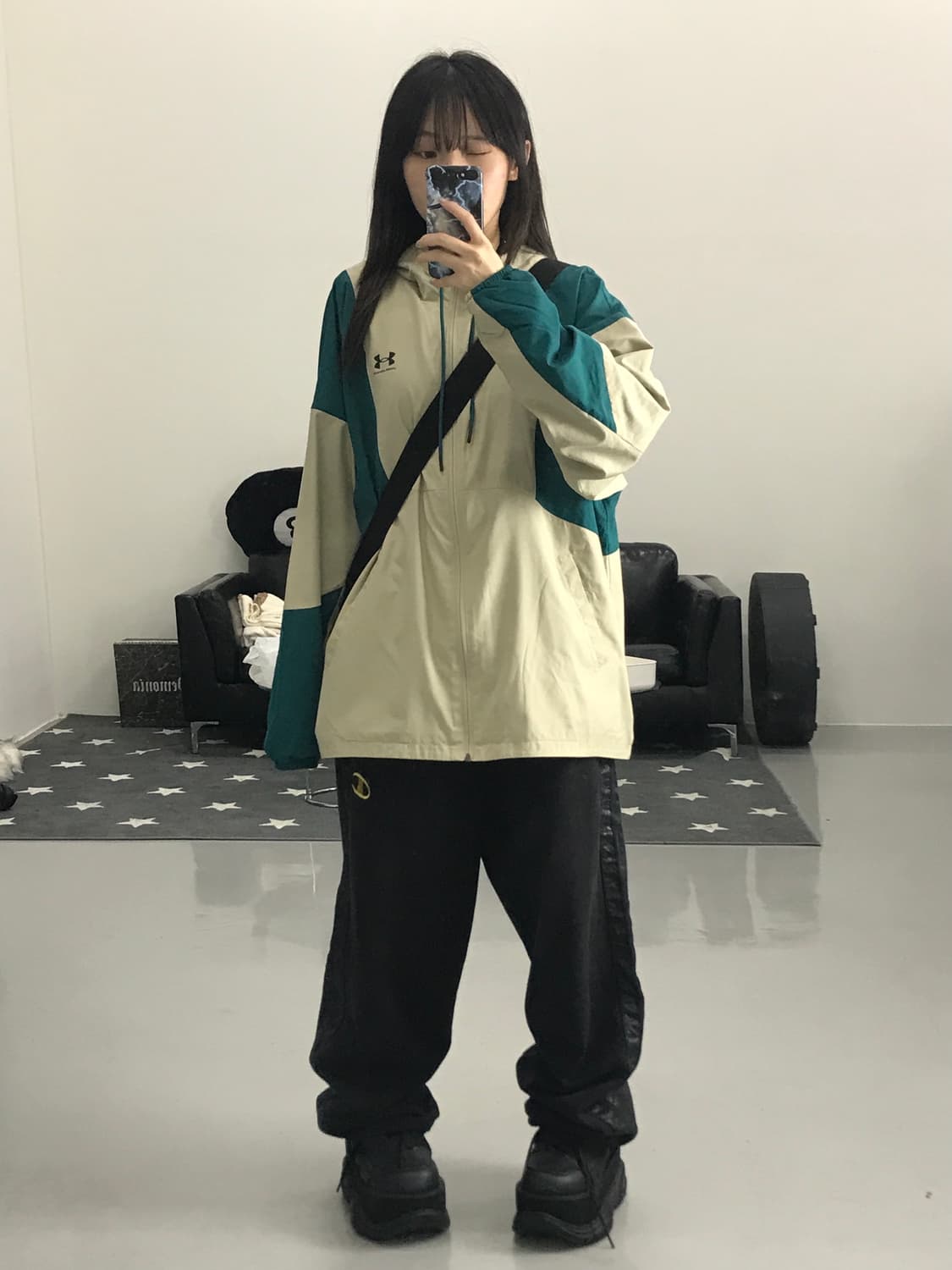 언더아머 베이지 바람막이더 상품이미지1