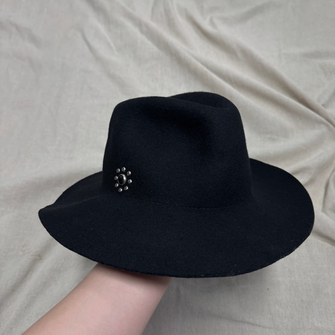 디아프바인 블랙리벳 플로피헷 모자  상품이미지1