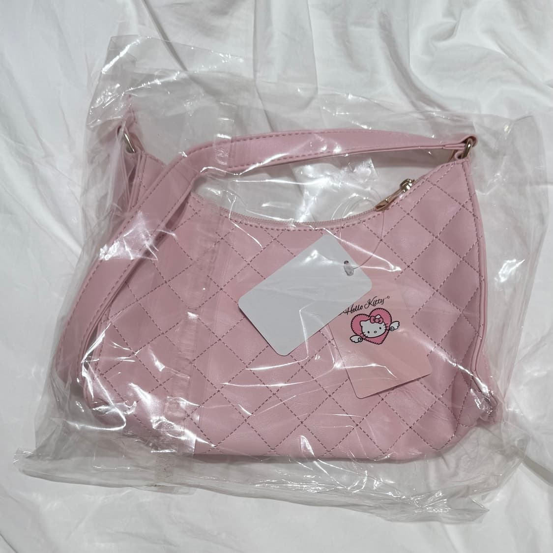 스핀스 스핀즈 SPINNS 헬로키티 호보백 퀼팅백 핑크 새상품 상품이미지3