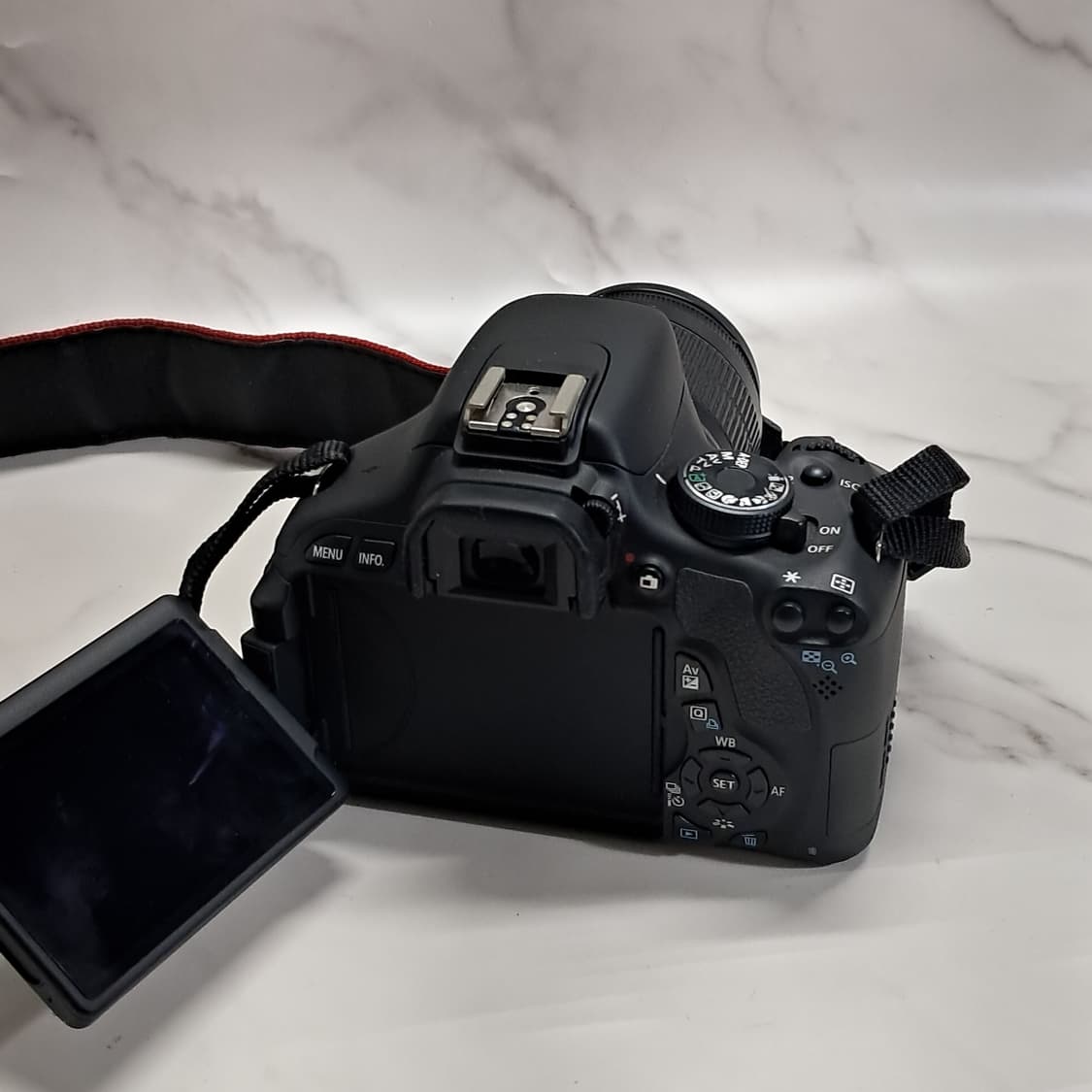 상태좋은! 캐논 EOS 600D 바디 /18-55mm IS 2 렌즈 상품이미지5