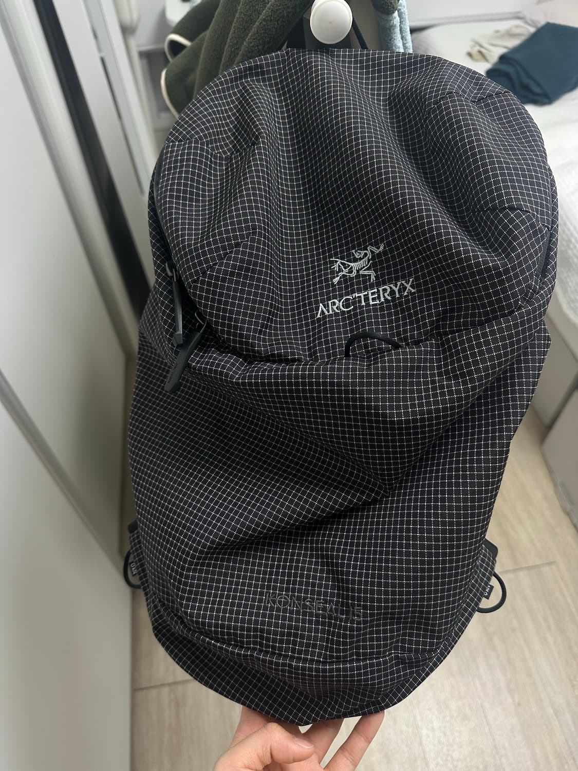 아크테릭스 컨실 15 백팩 블랙 상품이미지1