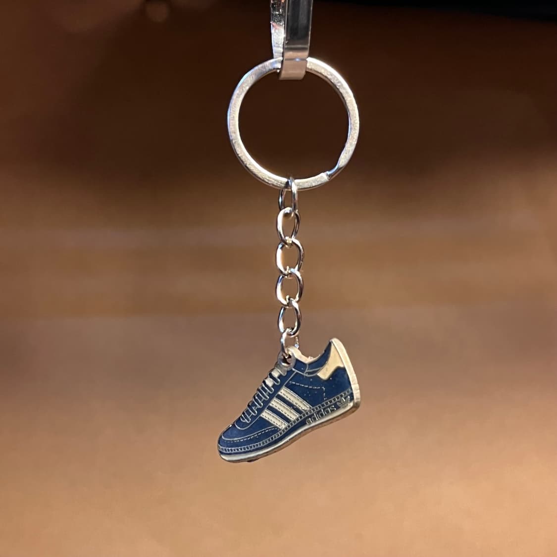 빈티지 아디다스 메탈 스니커즈 키링 상품이미지1