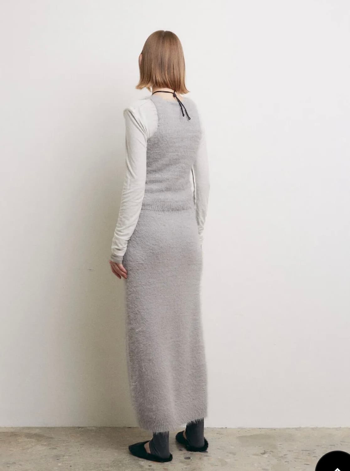 로우타이드 슬리브리스 니트탑 그레이 상품이미지2