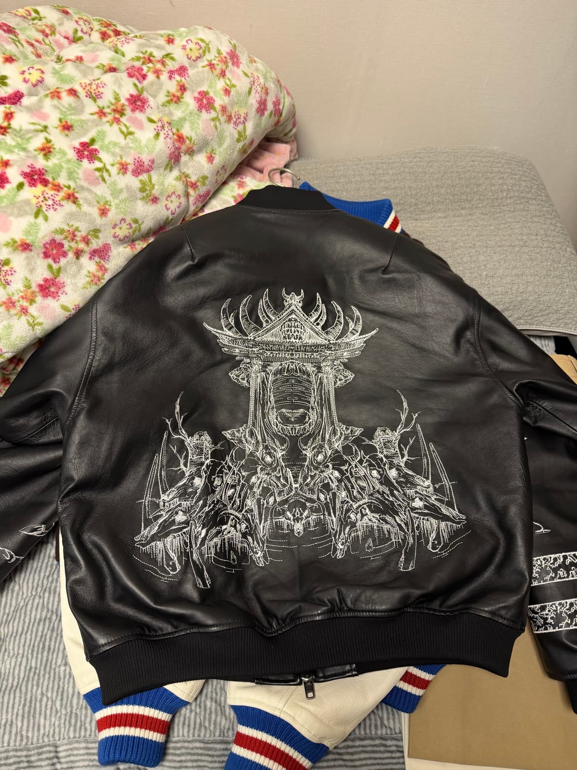 (1) 언더마이카 주술회전 스쿠나 레더 봄버 상품이미지3