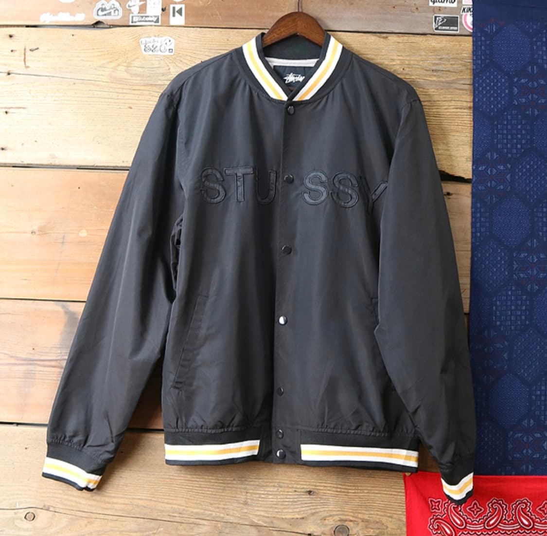 stussy 스투시  빅로고 바시티 자켓

최상 컨디션 상품이미지1