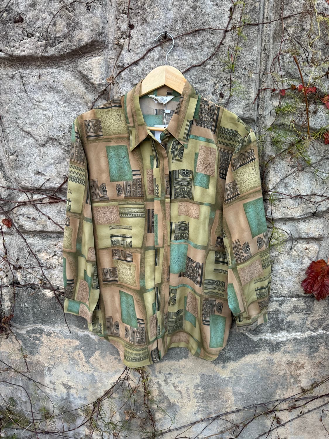 일본 빈티지 폴리 100 에스닉 패턴 셔츠 상품이미지1