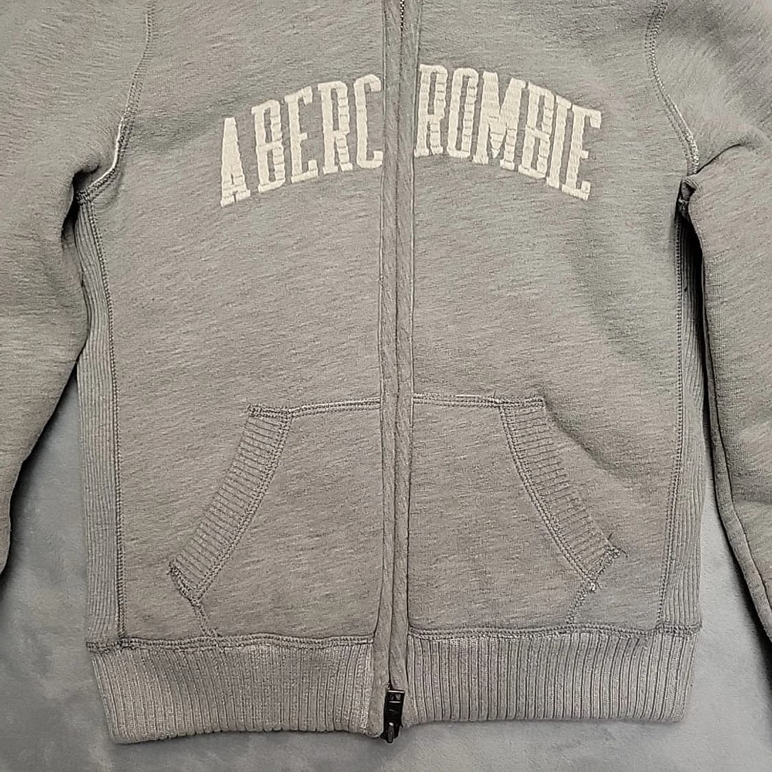 아베크롬비 앤 피치 Y2K 빈티지 퍼 후드 집업 상품이미지3