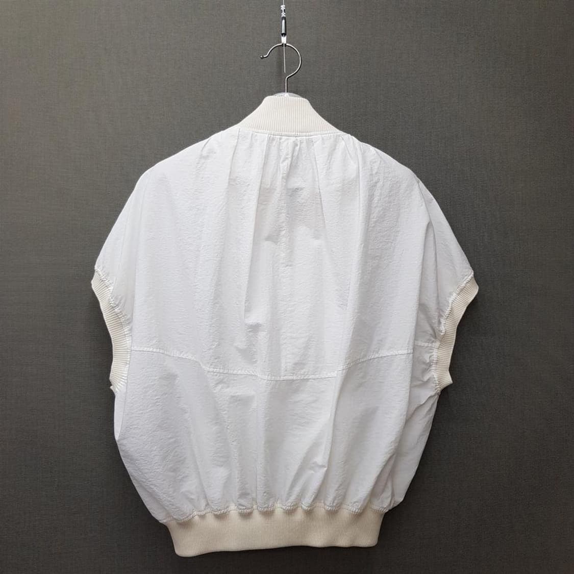 한섬 더캐시미어 2022 루즈핏 나일론 집업 점퍼 88-98-165사이즈 상품이미지5