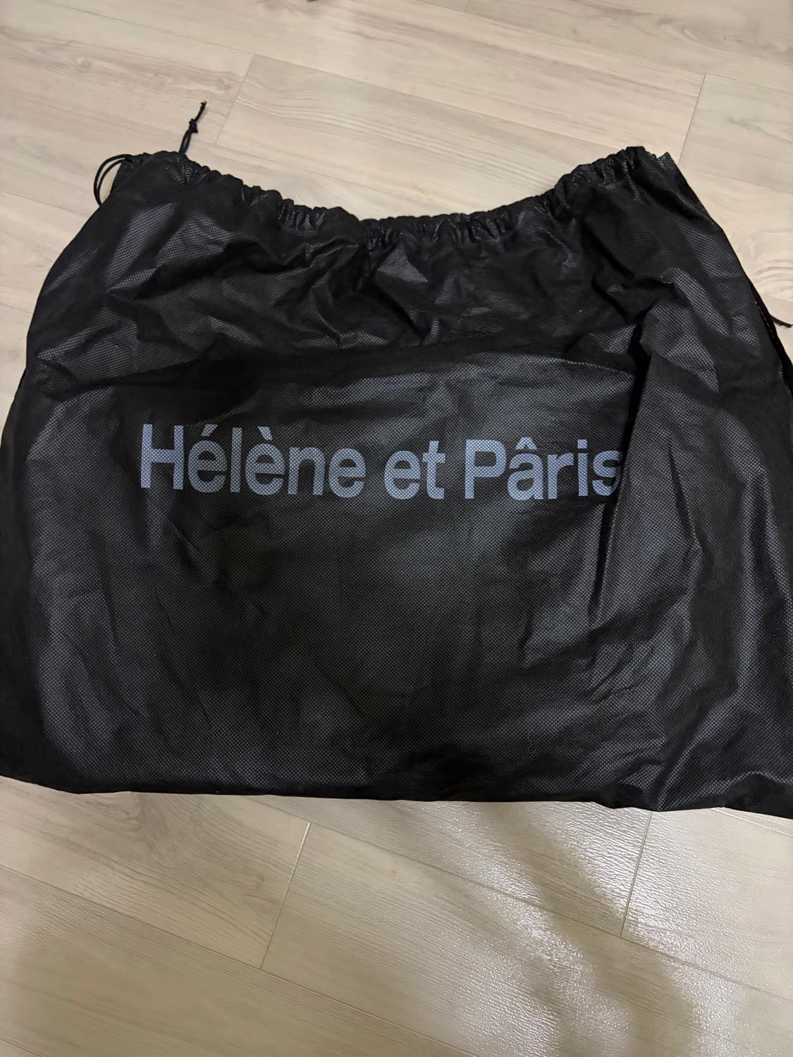 헬레네파리스 벨티드 스퀘어 빅 크로스 백 (블랙) 단종 품절 상품이미지4