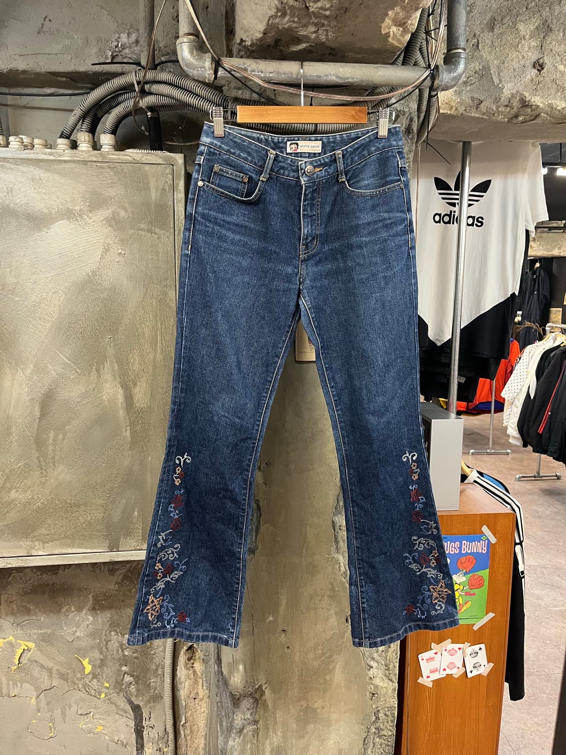 베티붑 자수 부츠컷 데님 팬츠 #csz2156 상품이미지2