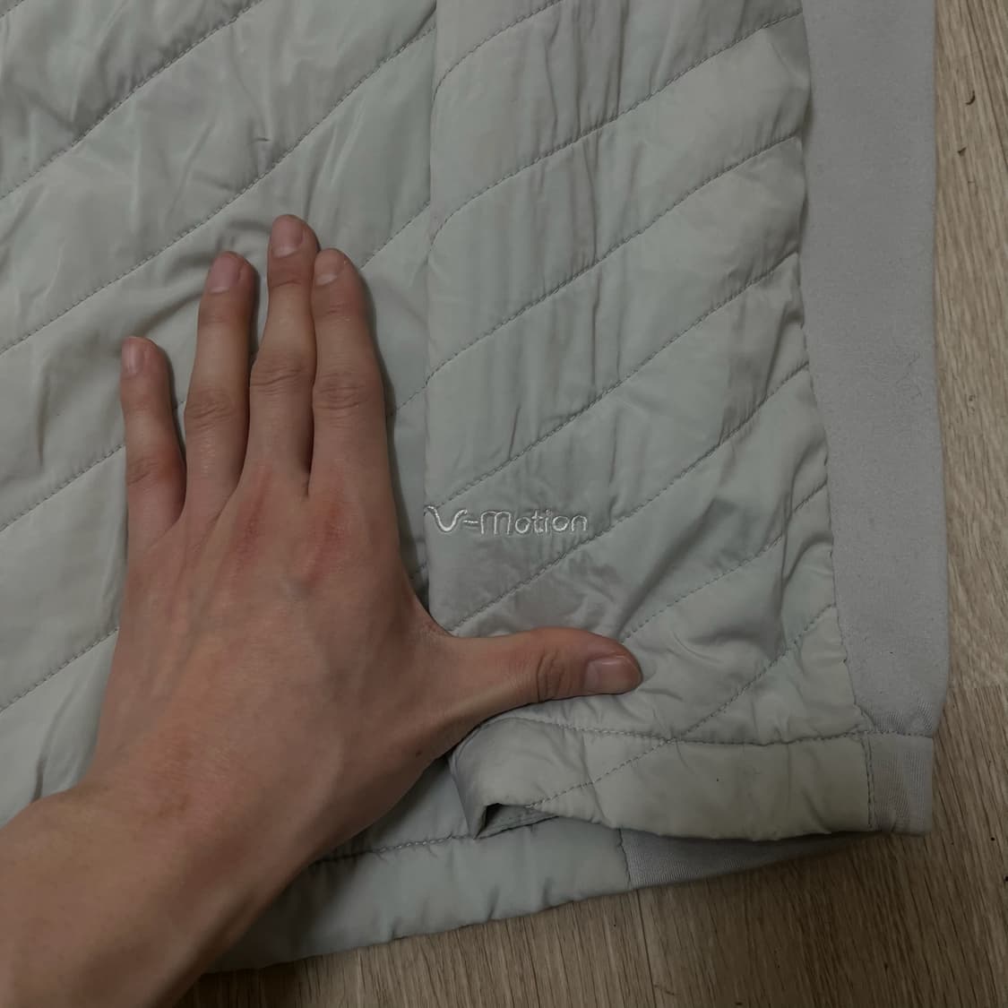 노스페이스 남성 브이모션 라이트 경량패딩 XXL/110  상품이미지5