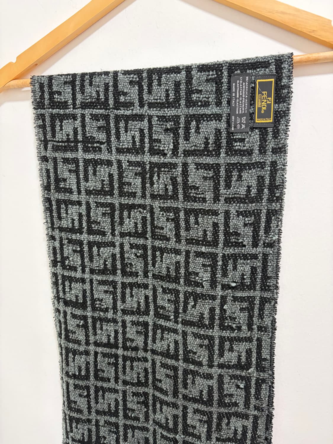 펜디 FF 모노그램 블랙 차콜 목도리 머플러 상품이미지9