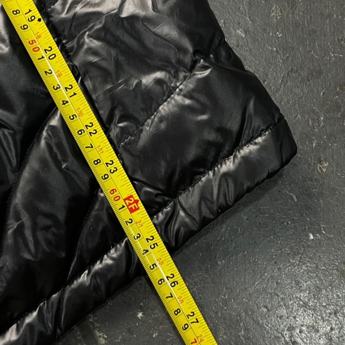 1 00 블랙야크 유광 결량패딩  상품이미지9