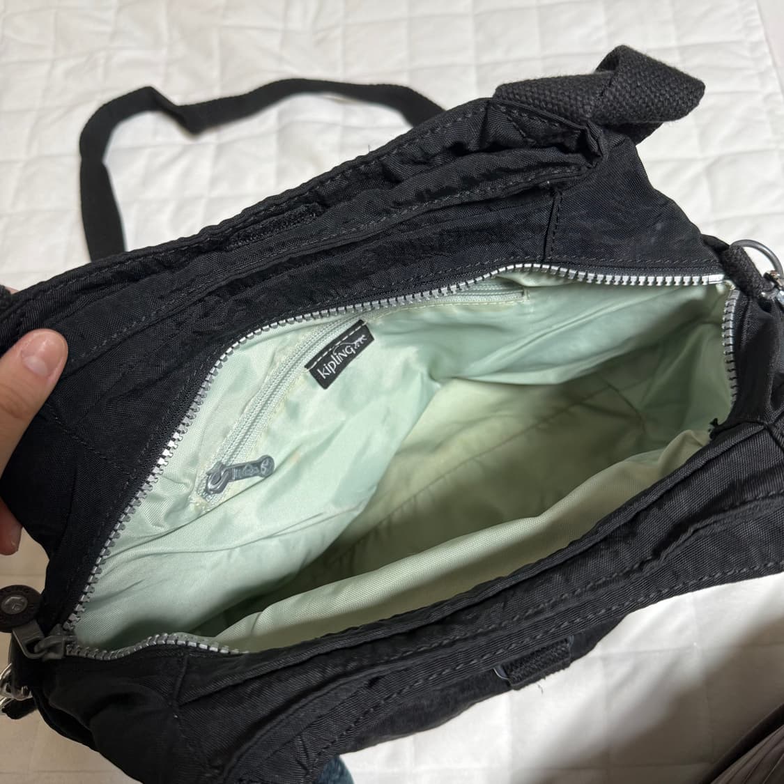 키플링 블랙 크로스백 상품이미지2