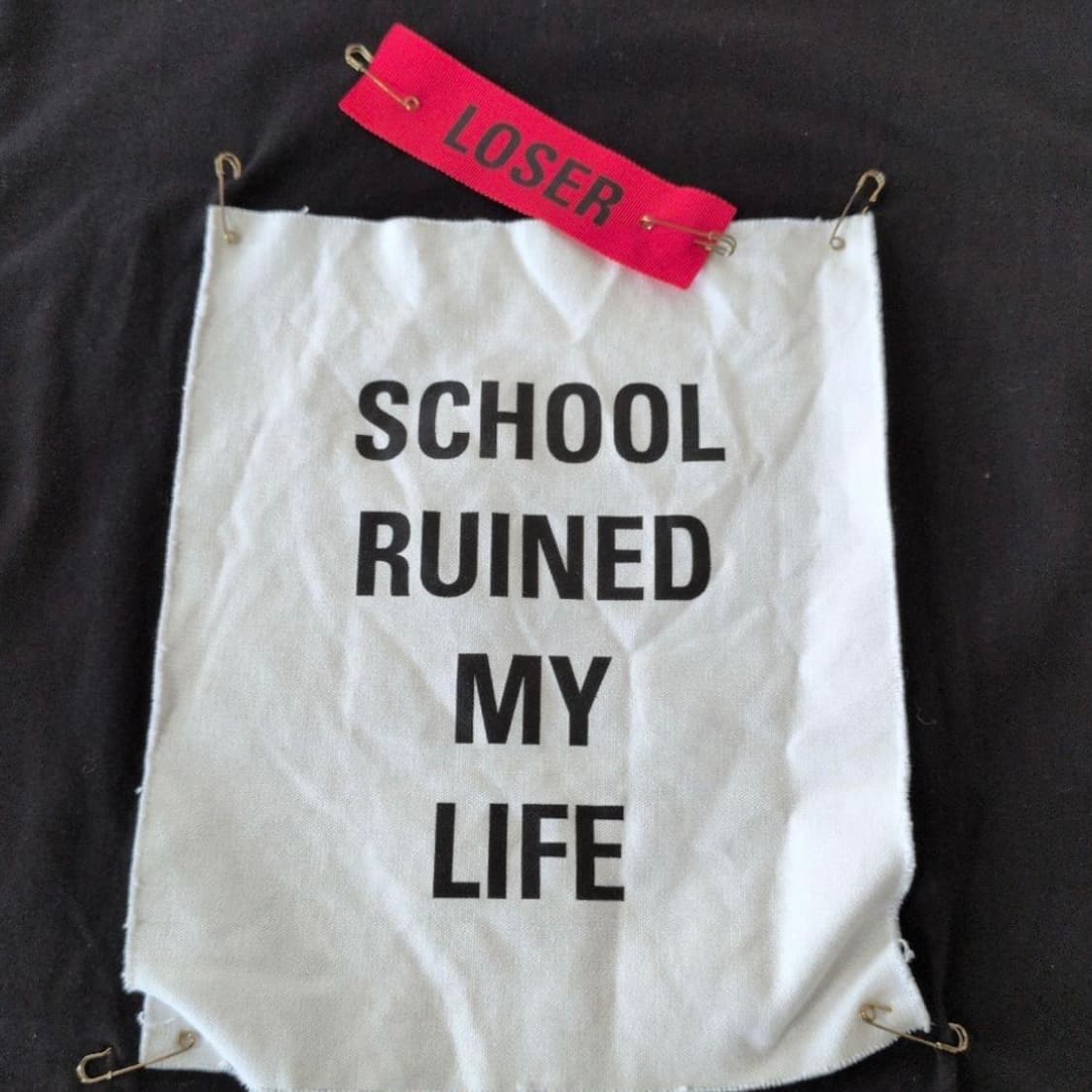 Hyein seo 티셔츠 school ruined my life 상품이미지3