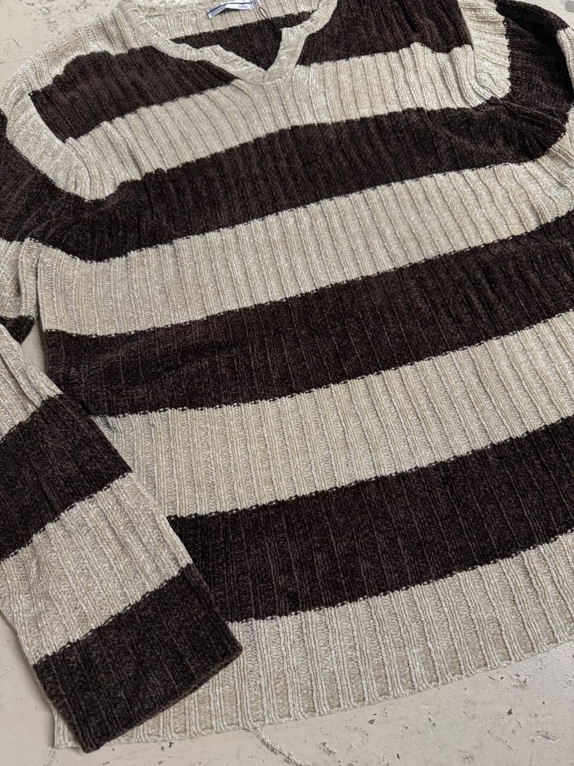 brown stripe pattern knit sleeve 상품이미지6