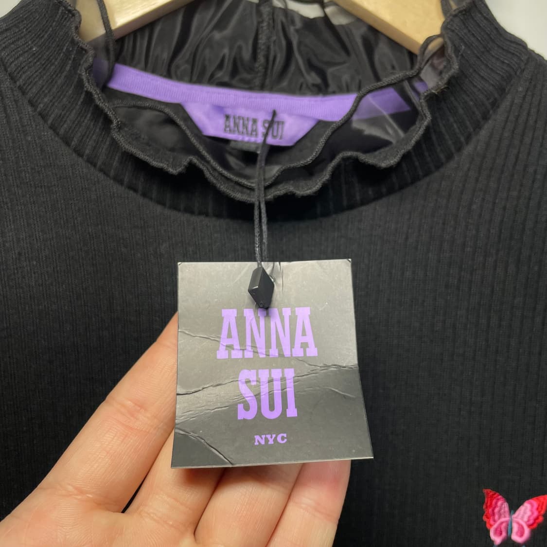 새상품 안나수이 블랙 나비 자수 니트 상품이미지5