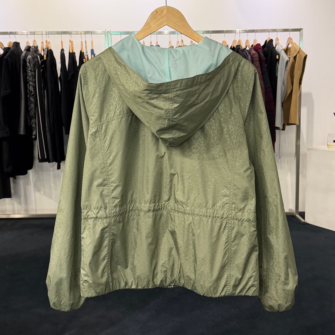 [L] 컬럼비아 우먼스 바람막이 상품이미지2