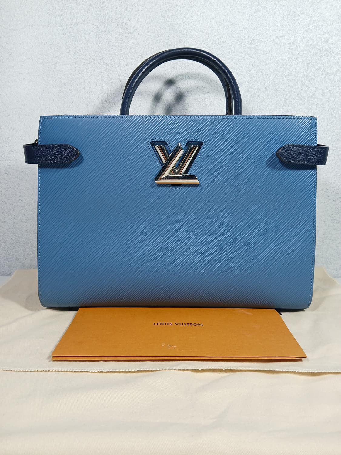 루이비통 트위스트 토트백 M52873 상품이미지1