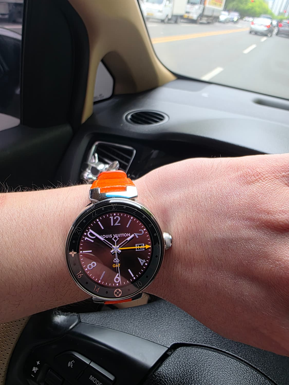 정품 루이비통 Tambour Horizon V2 스마트워치 2개 1세트 상품이미지3