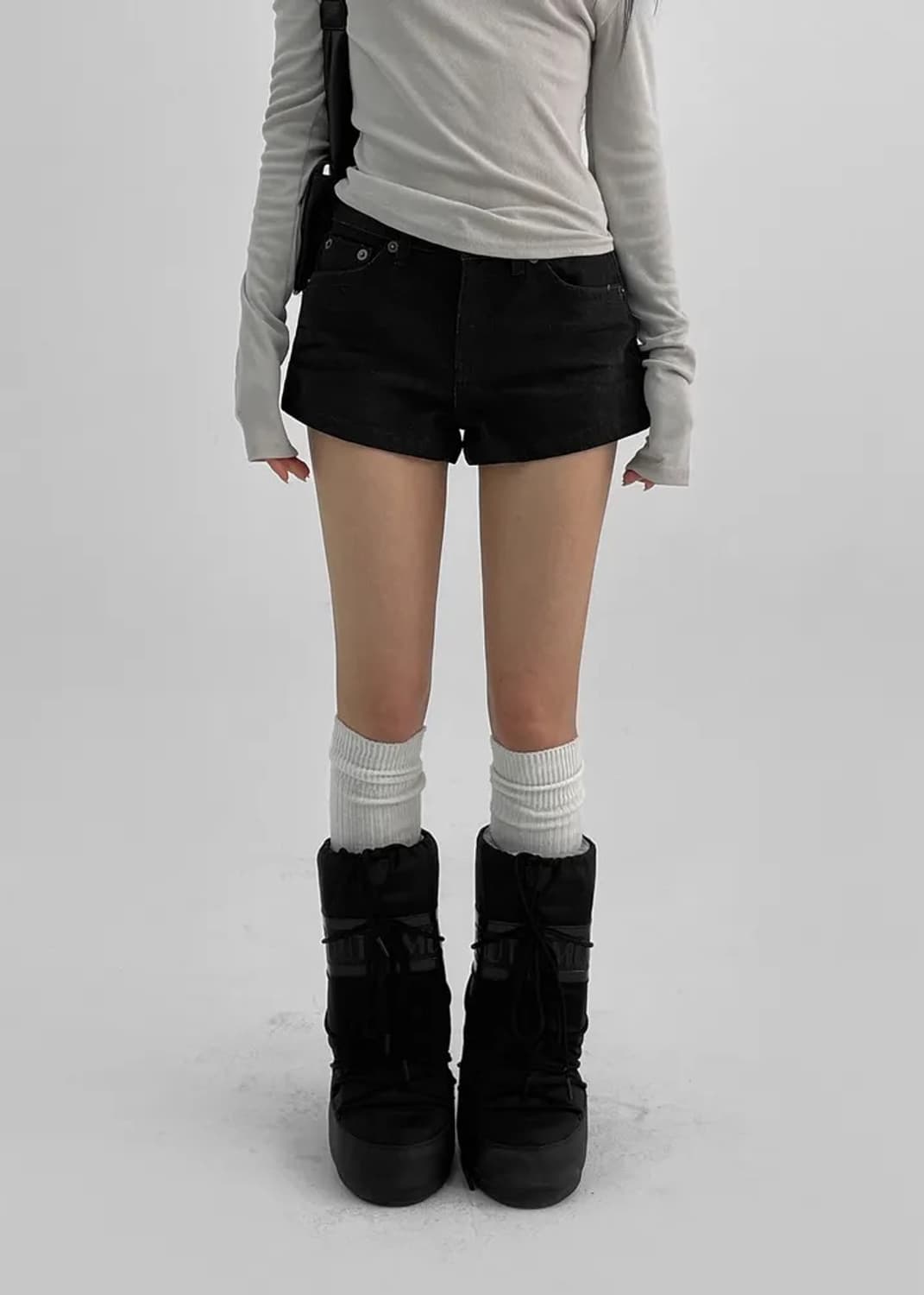 블랙업 핫크 논페이드 숏 팬츠 블랙 L 상품이미지1