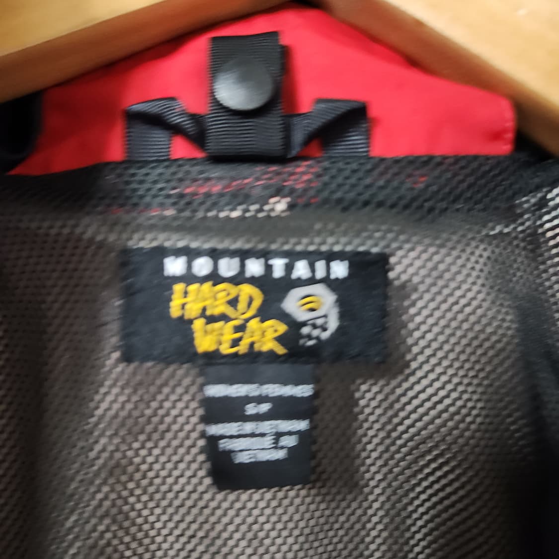 H841 [S] 마운틴하드웨어 여성 바람막이 점퍼
 상품이미지5