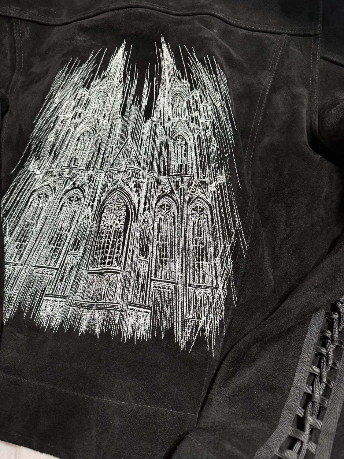언더마이카 대성당 자킷 블랙 상품이미지1