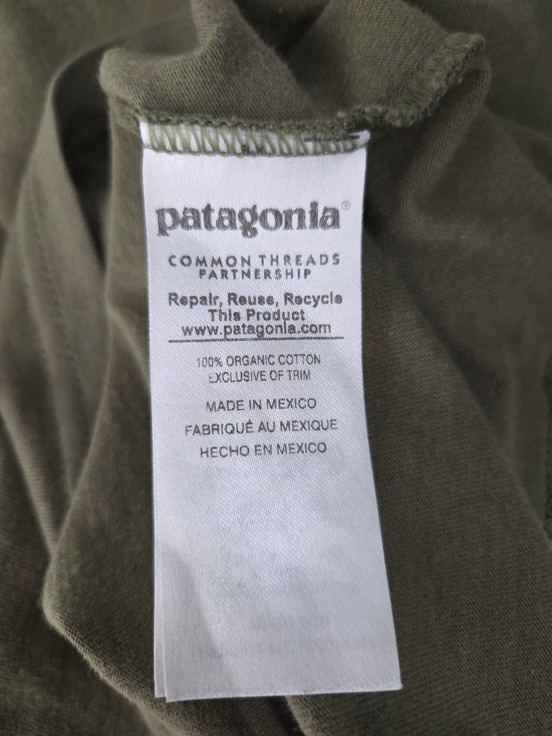 파타고니아 P-6 로고 오가닉 코튼 반팔 티셔츠 카키 상품이미지8