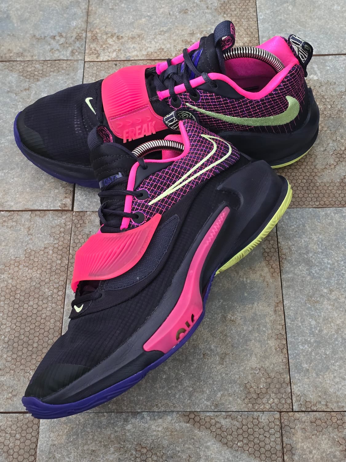 (275)나이키 줌 프릭 3 케이브 퍼플  상품이미지3