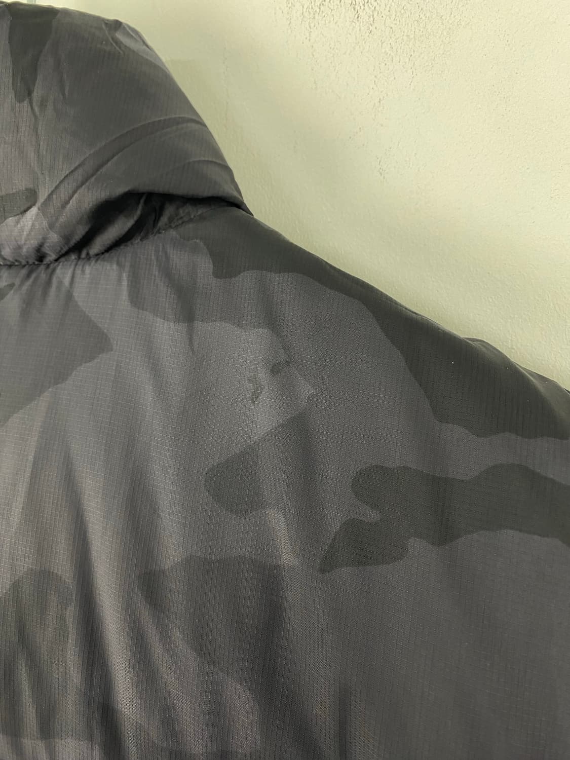 노스페이스 눕시 700 카모 조끼패딩 L 상품이미지7