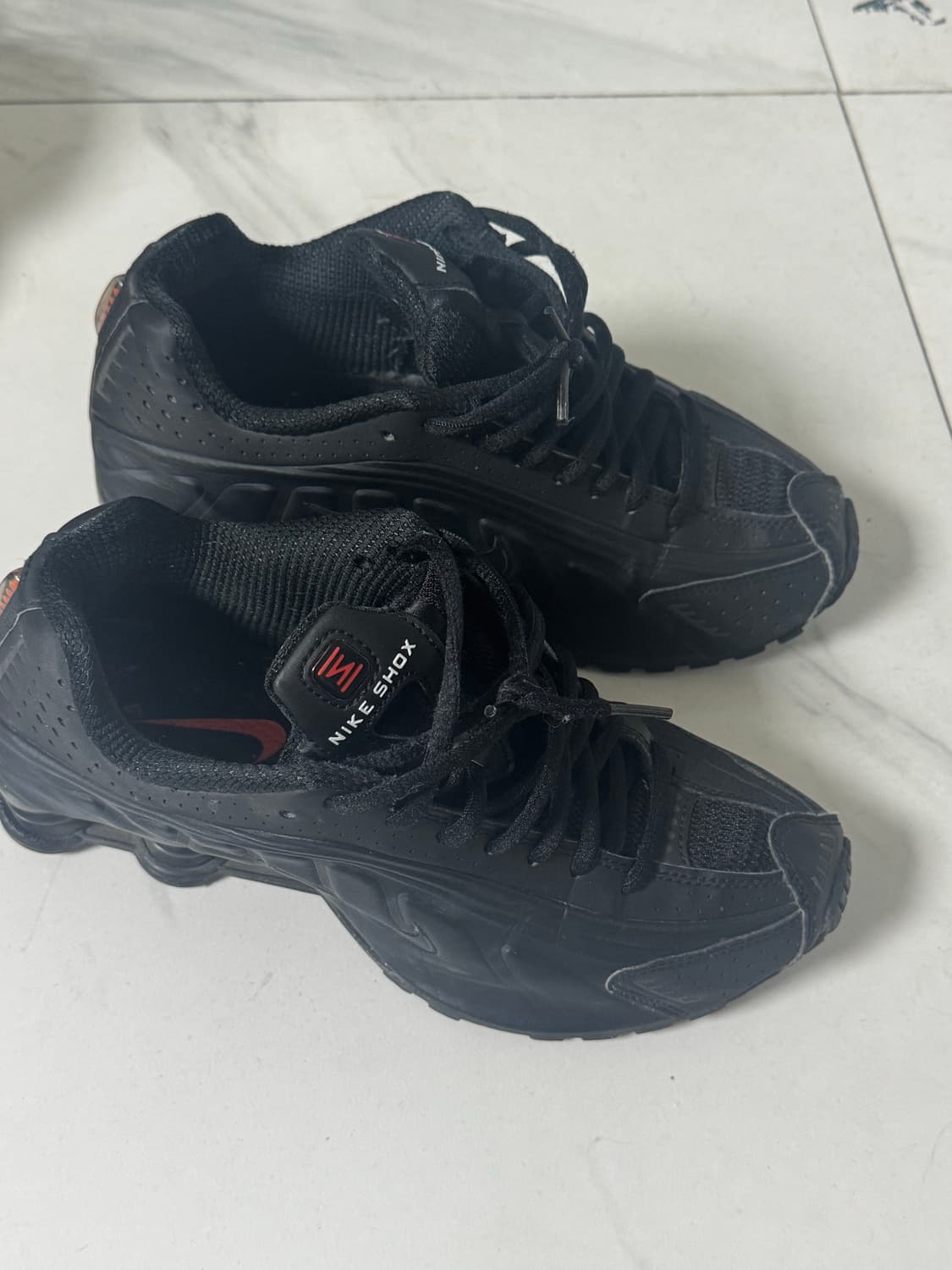  나이키 샥스235  상품이미지1