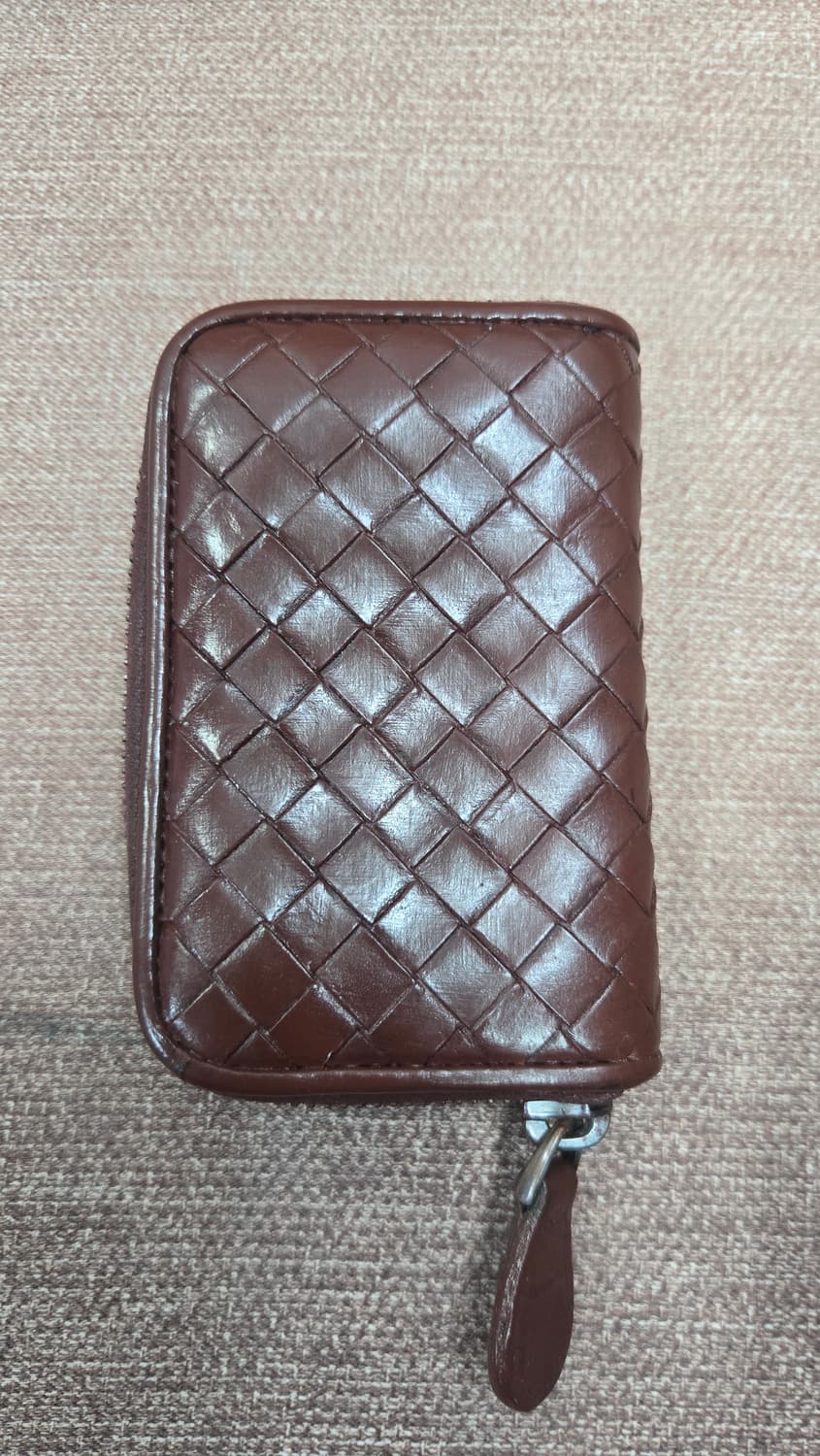 보테가 베네타 정품  인트레치아토 가죽 지퍼형 카드 지갑 또는 동전 지갑 상품이미지1