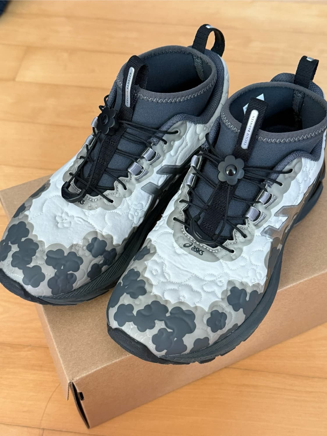 아식스 세실리아반센 세실리에반센 젤터레인 MT 퓨어 실버 240 상품이미지1