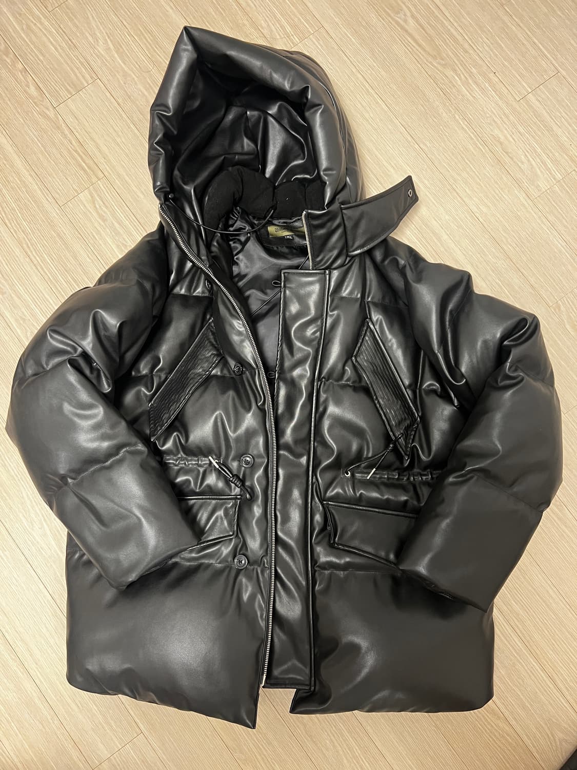 유니폼브릿지 다운 패딩 상품이미지1