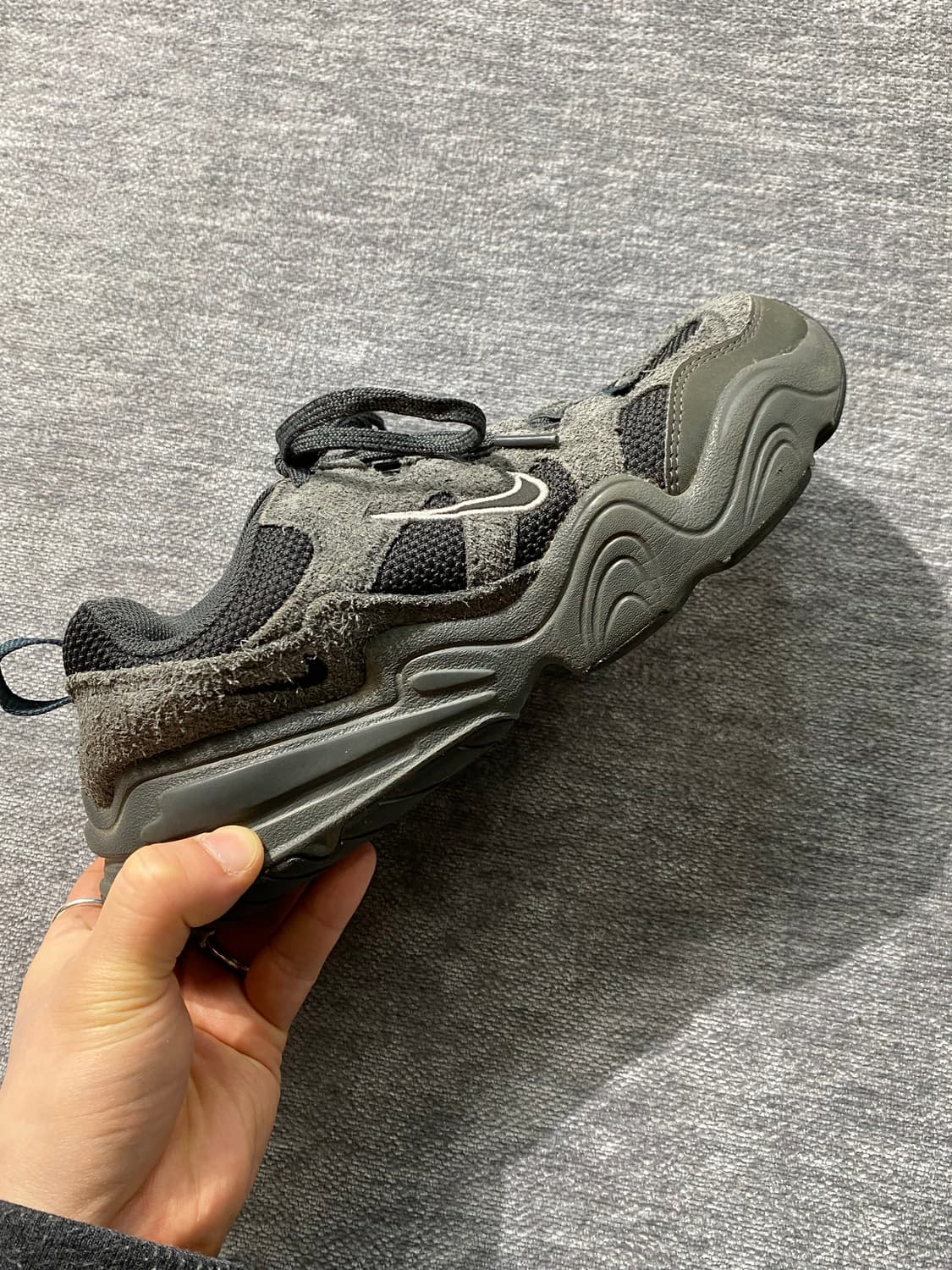 [245] Nike 나이키 테크헤라 앤쓰라사이트 스니커즈 스모크 그레이 상품이미지4