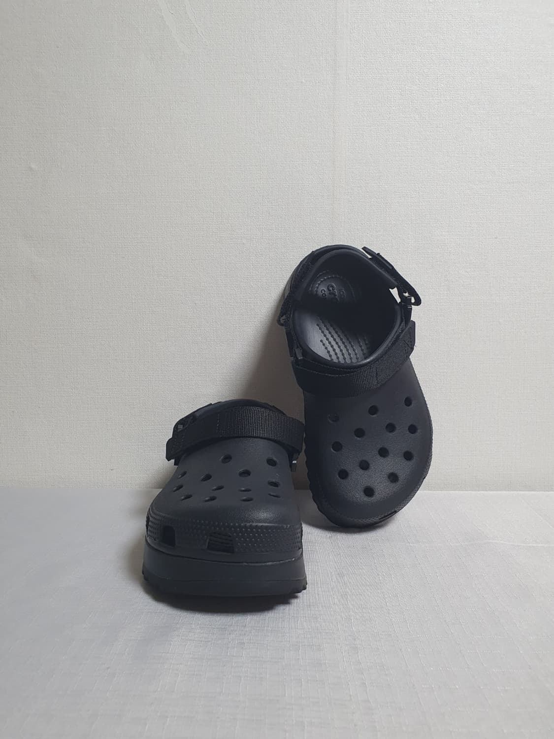 크록스 클래식 하이커 클로그 샌들 블랙 230mm 상품이미지3