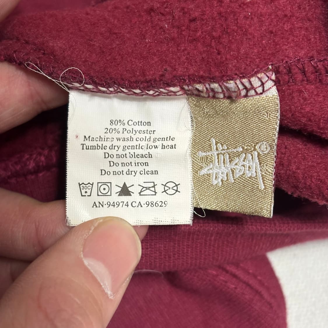 L 스투시 월드투어 버건디 맨투맨 상품이미지5