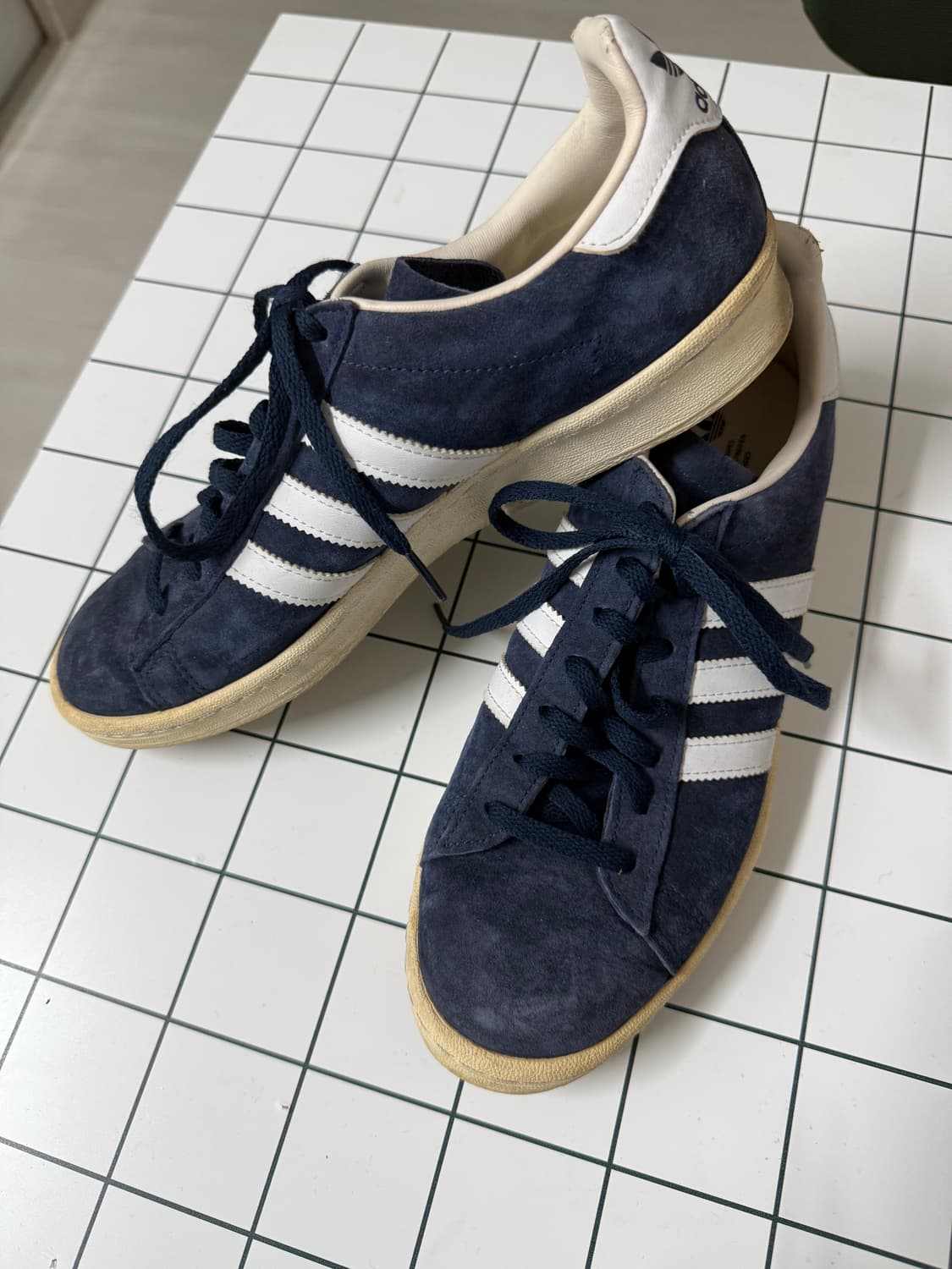 아디다스 캠퍼스 80s 네이비 색상 260 상품이미지4