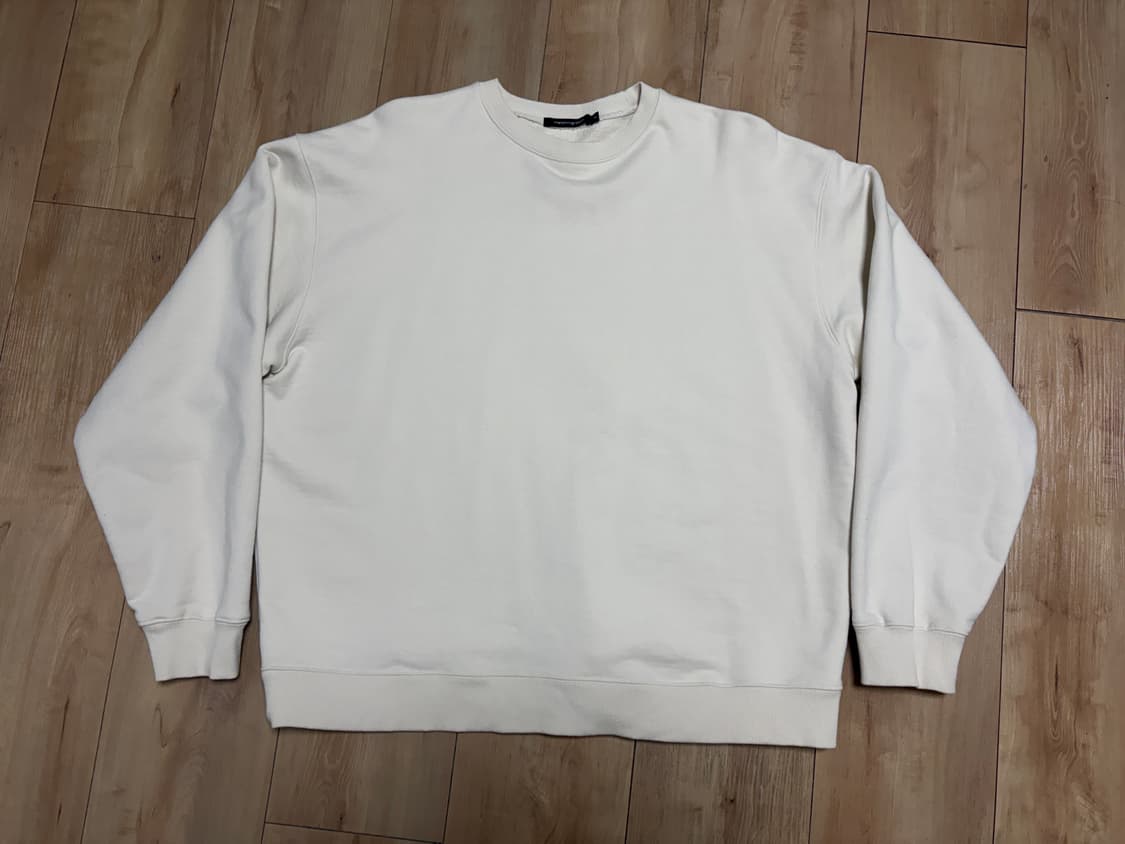 해칭룸 맨투맨 상품이미지1