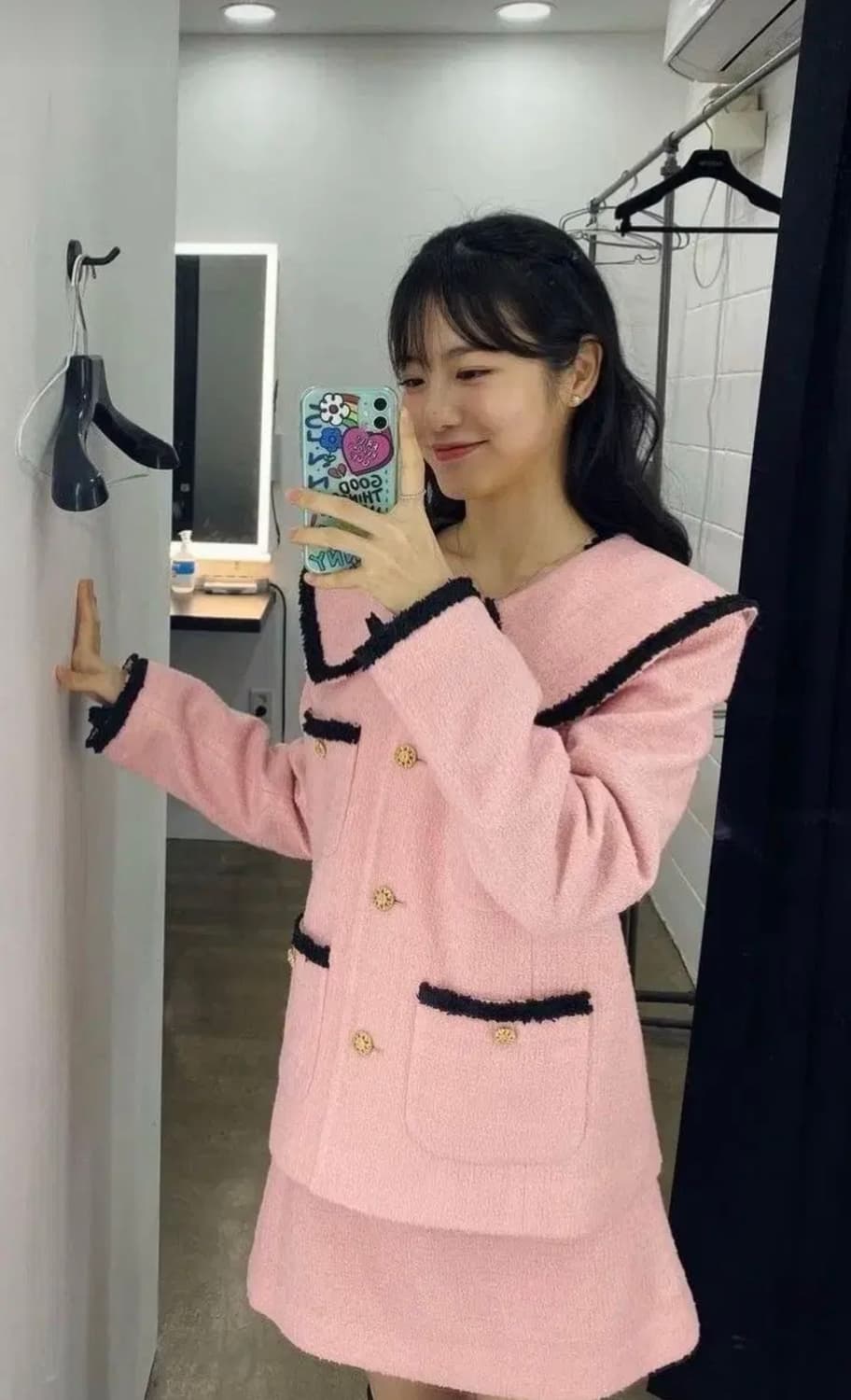 신예은, 진기주 착용) 쟈니헤잇재즈 핑크 트위드 자켓 상품이미지4
