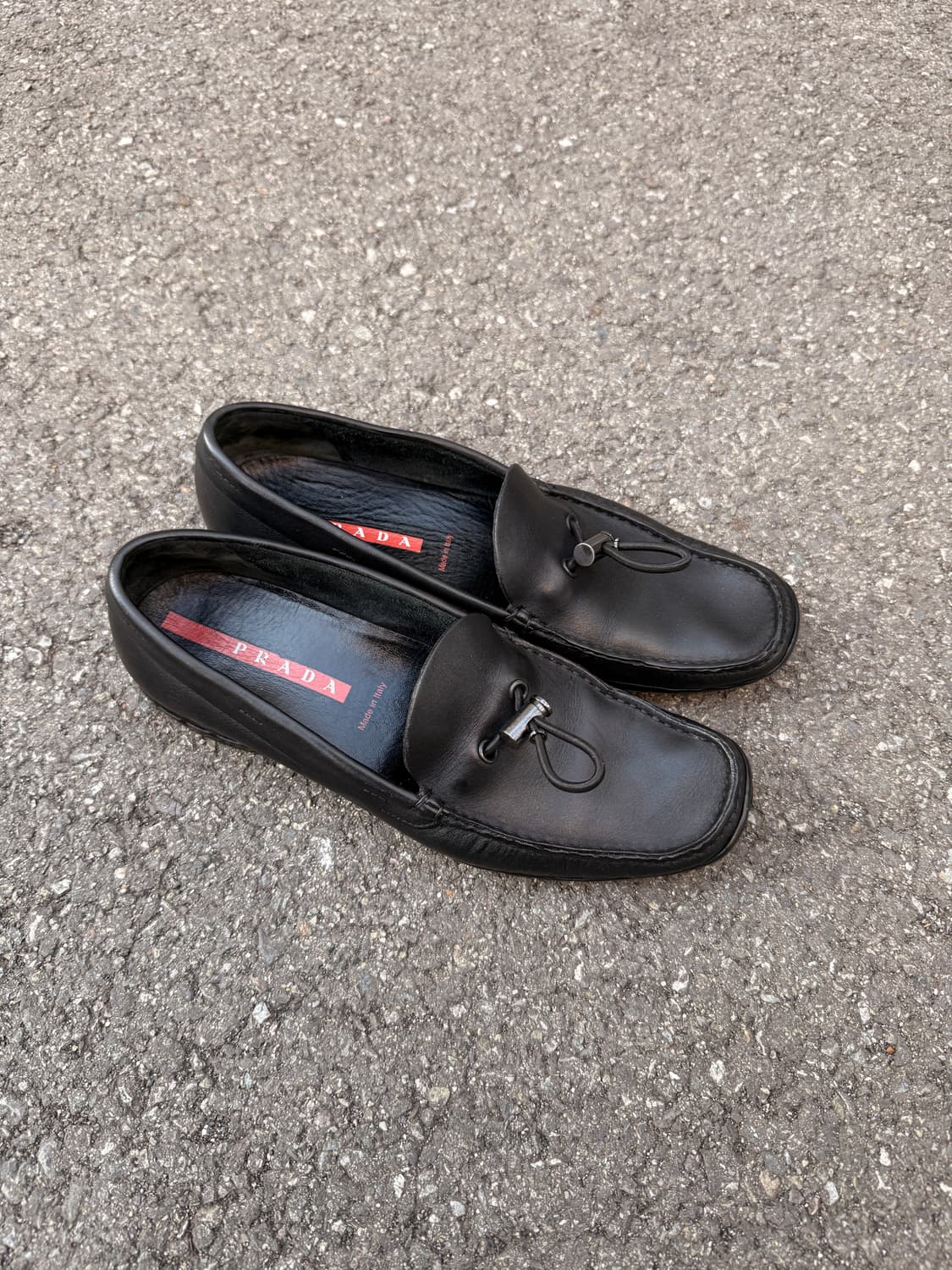 00s Prada Toggle String Leather Loafers 상품이미지2