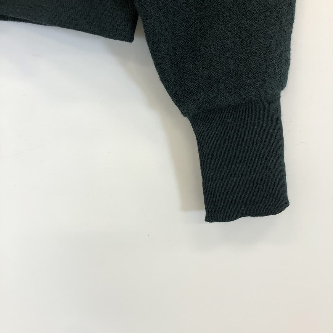 라코스테 울 100% 크롭 오버가디건 105  상품이미지3