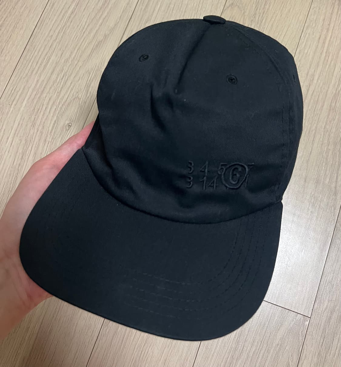 메종 마르지엘라(MM6) 스냅백 블랙 OS 상품이미지2