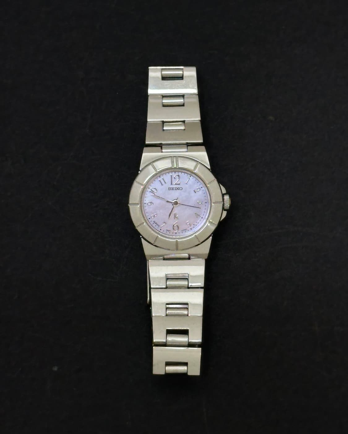 세이코 루키아 자개 다이얼 쿼츠 시계 상품이미지4