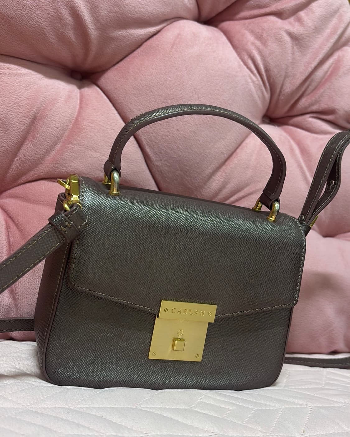 칼린 브라운 크로스백 상품이미지1