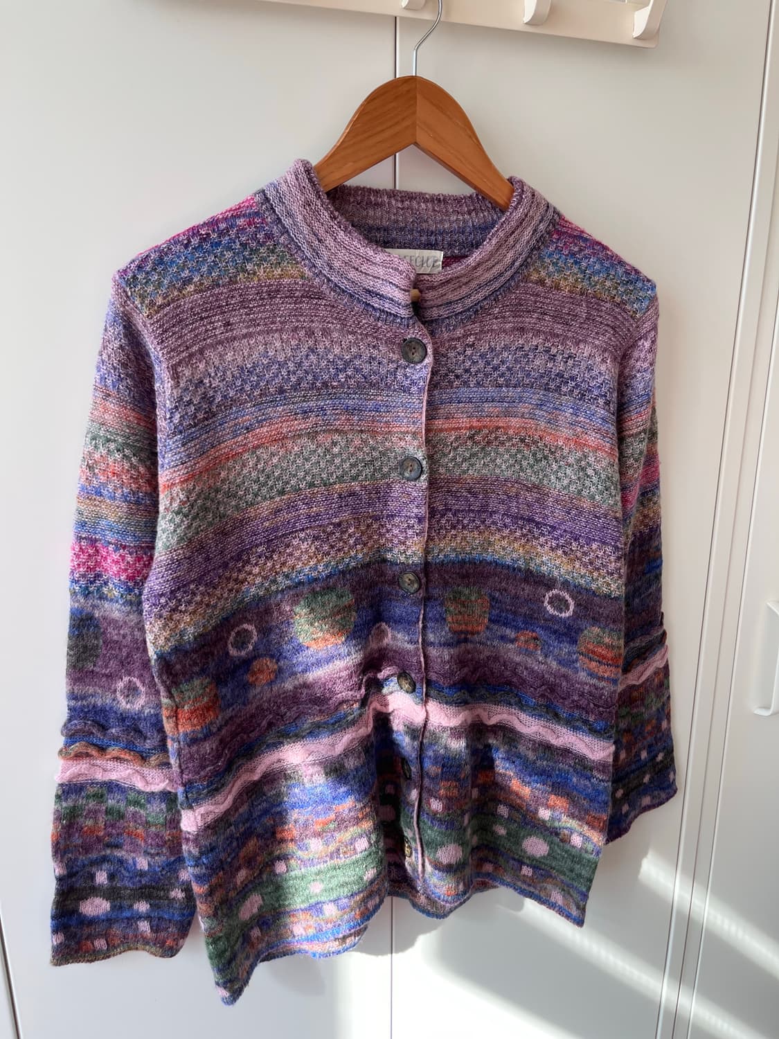 Beleeclub 미사깔 패턴 니트 가디건 임수정 상품이미지9