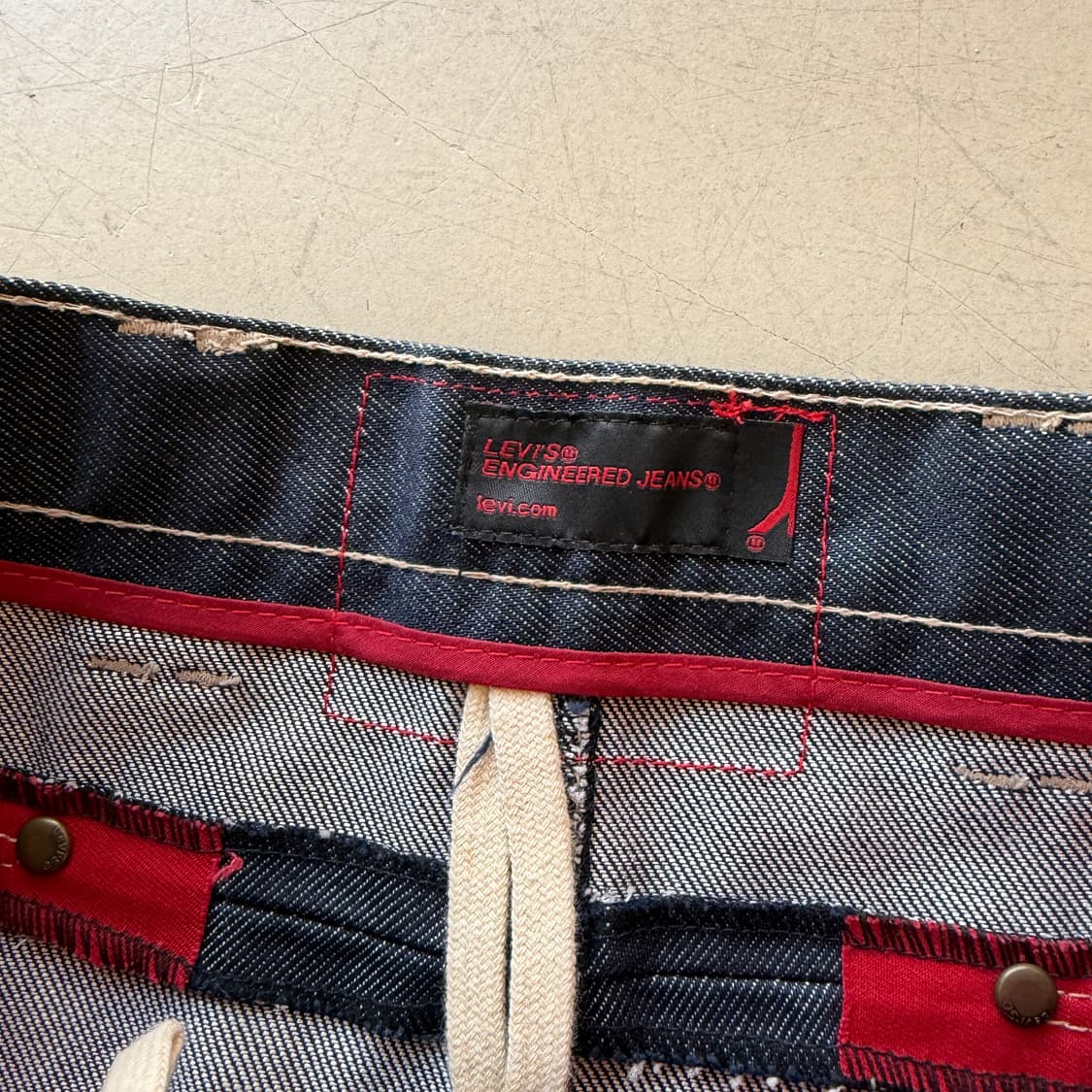 리바이스 엔지니어드 데님 스커트 상품이미지5