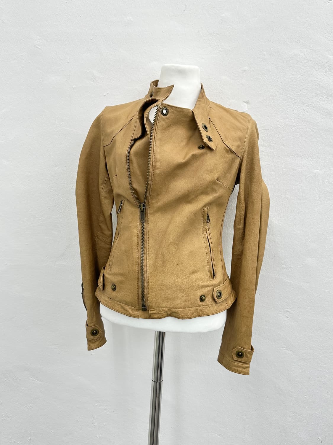 Spiral Girl asymmetric zipper pigskin le 상품이미지2